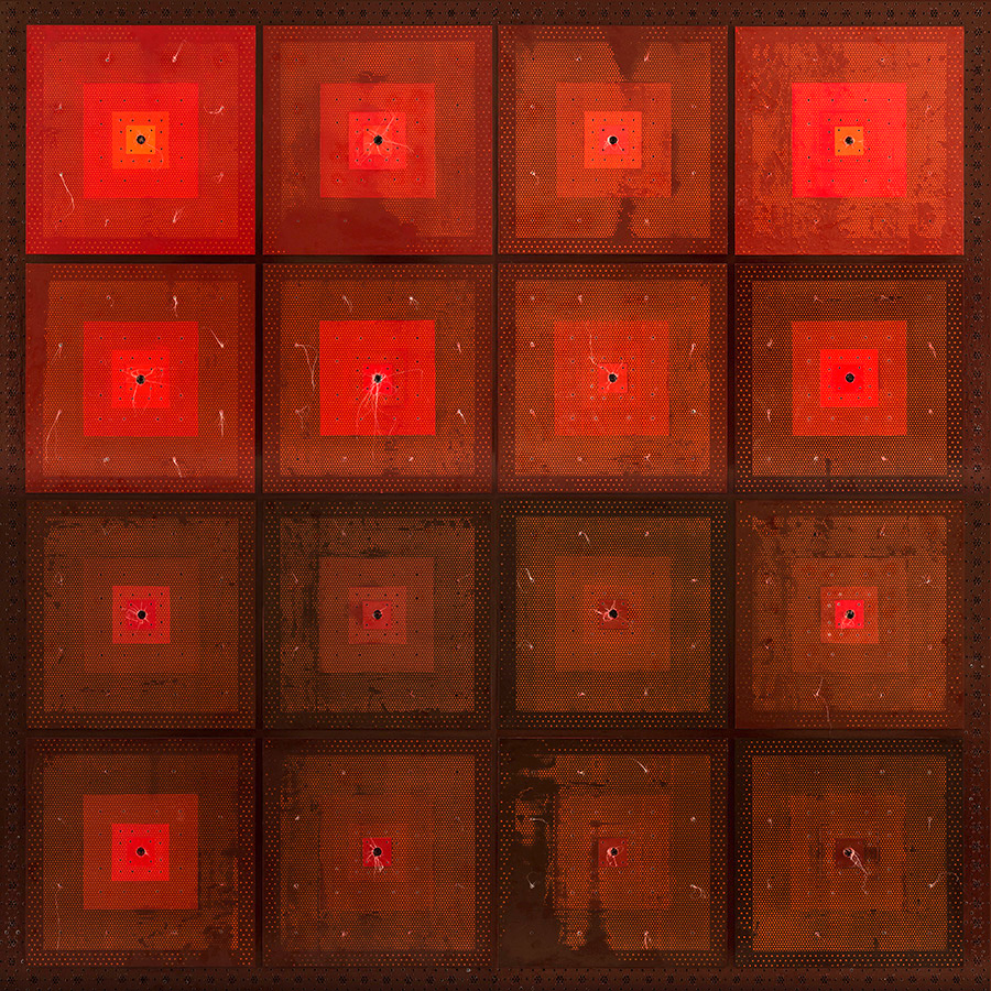 218 x 218 cm